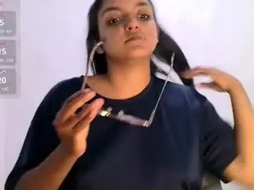 Ari_20_  live sex cam