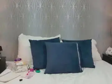 Daphnevelvet  live sex cam