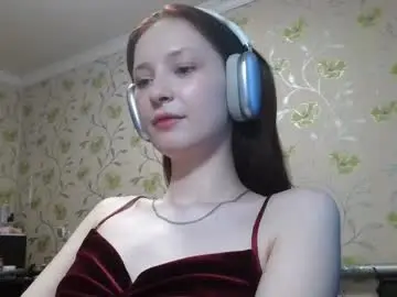 Gertrudhore  live sex cam