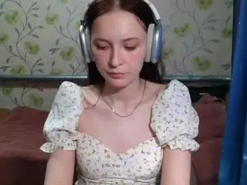 Gertrudhore  live sex cam