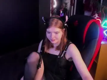 Lolly_dollly  live sex cam