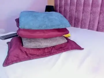 Maralinette22  live sex cam