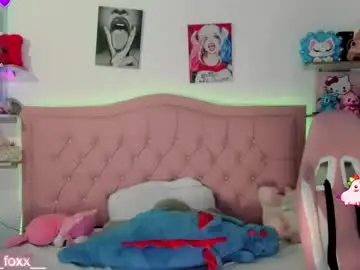 Miaa_foxx_  live sex cam