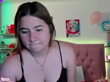 Miaa_foxx_  live sex cam