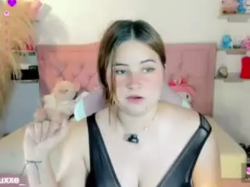 Miaa_foxx_  live sex cam