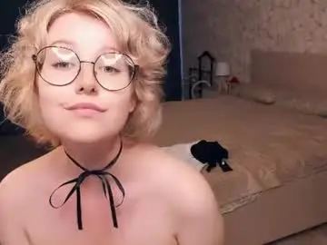 Nelly_gloss  live sex cam