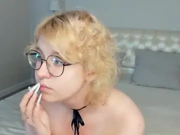 Nelly_gloss  live sex cam