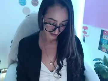 Seuctive_woman57  live sex cam