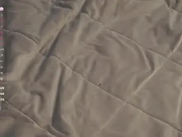 Yerquinney  live sex cam
