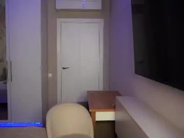 Yerquinney  live sex cam