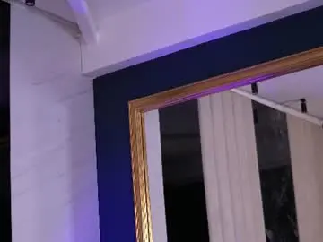 Chloeesin  live sex cam