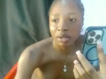 Chocolatebadbitch_leey  live sex cam