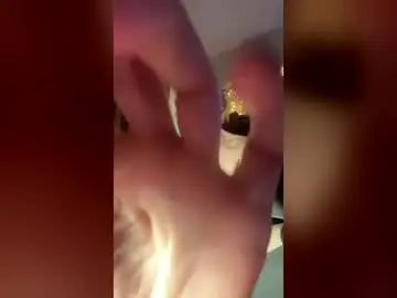 Cometomamat  live sex cam