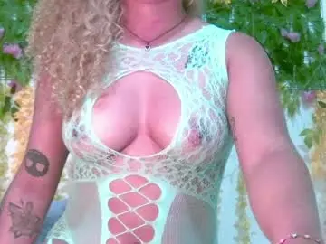 Crysrus  live sex cam