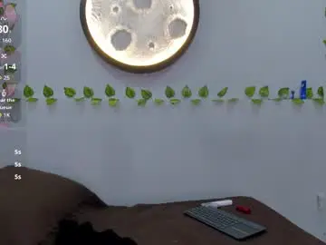 Klariz09  live sex cam