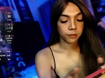 Louisassy  live sex cam