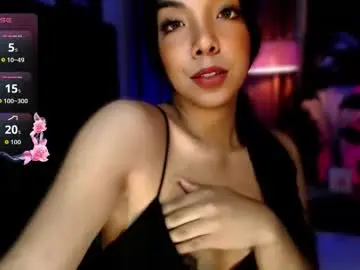 Louisassy  live sex cam