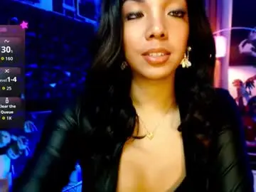 Louisassy  live sex cam