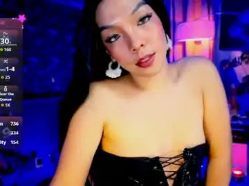 Louisassy  live sex cam