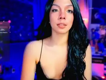 Louisassy  live sex cam