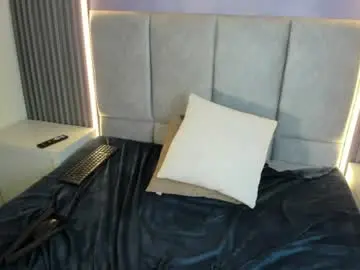 Lunaaura69  live sex cam