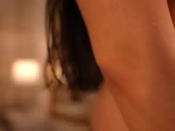 Lyrabellini  live sex cam