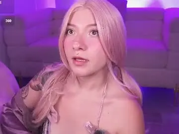 Maddie__harper  live sex cam
