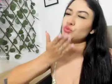 Madeleine_w  live sex cam