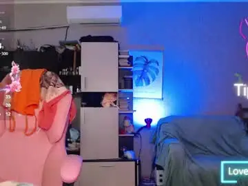 Mali_sia  live sex cam