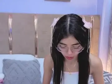 Mia_naive  live sex cam