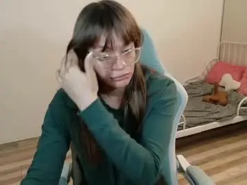 Naugthy_muse  live sex cam