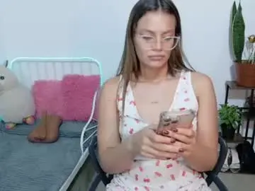 Naugthy_muse  live sex cam