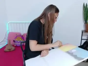 Naugthy_muse  live sex cam