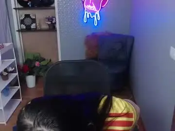 Nicolle_silva  live sex cam