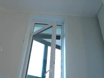 Playwithmil  live sex cam
