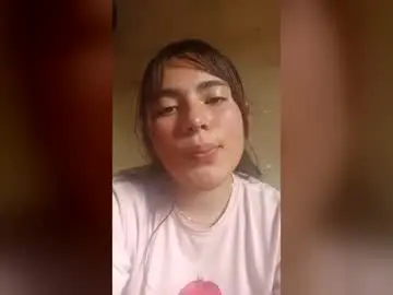 Aleja_bebe  live sex cam