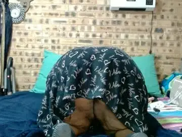 Bootytwerkxxx  live sex cam