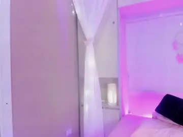 Curvy_izzii  live sex cam