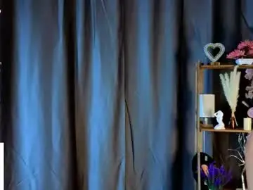 Jettiecarone  live sex cam
