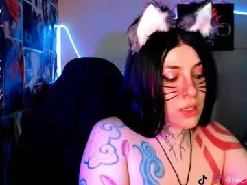 Jinx_25  live sex cam
