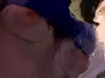Kellygodwin21  live sex cam