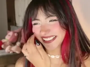 Kitty_eliffe  live sex cam