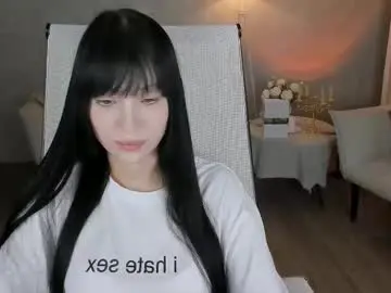 Leyastein  live sex cam