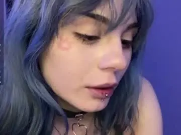 Lillianhusk  live sex cam