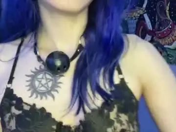 Lillianhusk  live sex cam