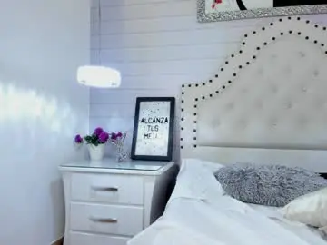 Meybaldini  live sex cam