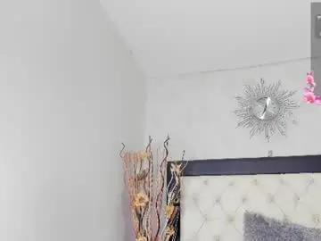 Meybaldini  live sex cam