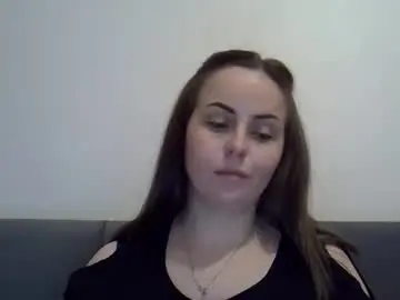 Pineapple375  live sex cam