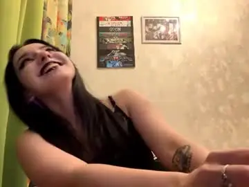 Raymondebigda  live sex cam