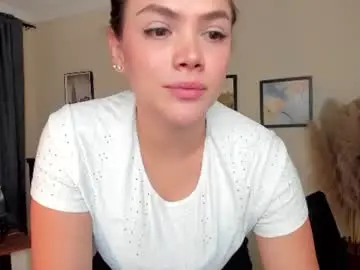 Sofia_velvetx  live sex cam